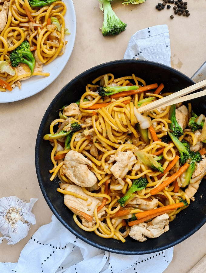 Chicken noodle stir fry 680x900_1